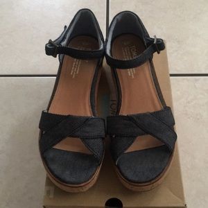 Toms women sandals
